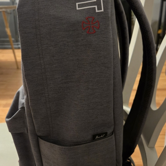 HERSCHEL INDEPENDENT Backpack - Picture 7 of 14
